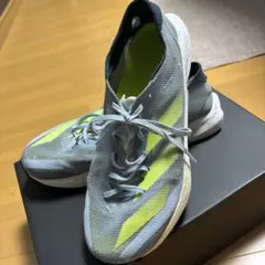 Adizero ジャパン8ランニングシューズ グレー/イエロー