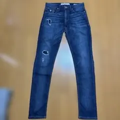 SLIM TAPEREDデニム