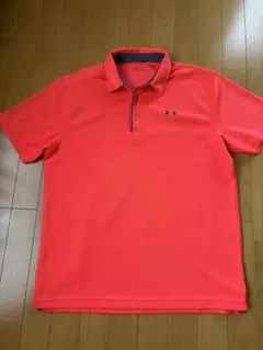 美品 Under Armour レッドオレンジ系ポロシャツ Lサイズのサムネイル