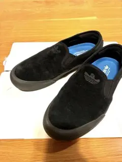 Item thumbnail for item a9217701-5bb8-46ac-9c36-1f00e833459f