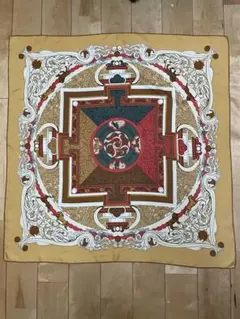 エルメス スカーフ カレ 90 中古 タグ無し 黄色 ヴィンテージ