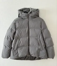 상태좋음 ✨UNIQLO ユニクロ シームレスダウンパーカ グレー M 撥水 防風