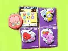 BT21 PVCチャーム 3種 缶バッジ キーホルダーセット BTS