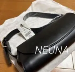 売り切り特価　新品　NEUNAミニマルレザーバッグ ブラックのサムネイル