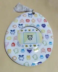 【再入荷】たまごっち　トレーディング　缶バッジ&ホルダーセット