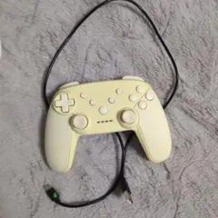 Nintendo Switch 有線コントローラー イエロー