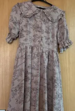 青木美沙子　しまむらコラボ　ワンピースのサムネイル