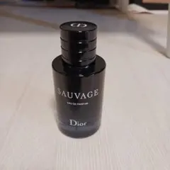 DIOR SAUVAGE EAU DE PARFUM ディオールソヴァージュ香水