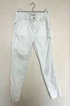 UNITED ARROWS 白　テーパード　パンツ　38のサムネイル