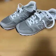 new balance 373 グレー スニーカー