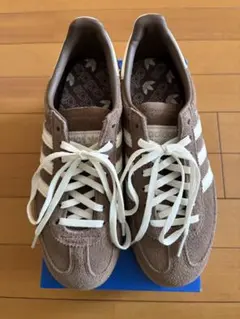 ほぼ新品♪アディダス　adidas HANDBALL SPEZIAL W 23㎝