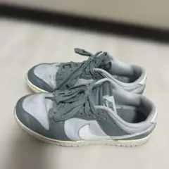 NIKE グレー スニーカー