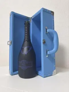 エンジェル　シャンパン　水色のサムネイル