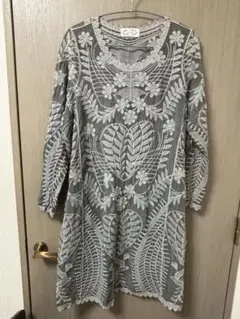 カワイイcawaiiワンピース 長袖　総刺繍