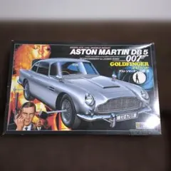 ００７　アストンマーチン DB5 ＆ トヨタ 2000GT　童友社 007 アストンマーチン DB5 ＆ トヨタ 2000GT 童友社 - メルカリ