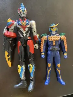 ウルトラマンフィギュアセット（大・小）