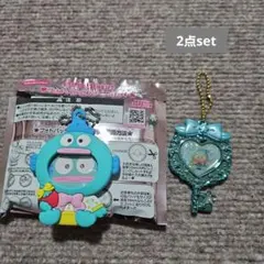 サンリオいちご新聞50周年記念フォトバッチ付きマスコットハンギョドン