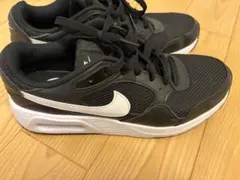 Nike ブラック/ホワイト スニーカー