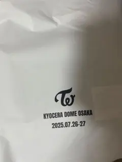 TWICE WORLD TOUR This is for アプグレ限定グッズ