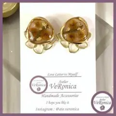 ミモザの花びらピアス　ハンドメイド　ゴールド　レジン　花　2way　ミモザ