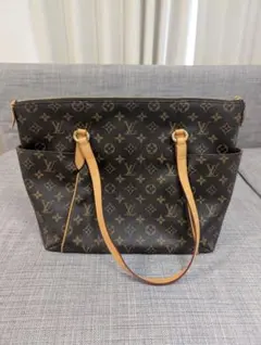 2025年最新】ルイヴィトン トータリーの人気アイテム - メルカリ