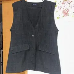 ベスト　グレー　薄手　L ポケット付き