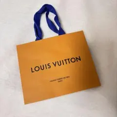 Item thumbnail for item 8f8cc069-cc5d-446f-aa6a-d5c9557f4803