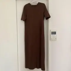 【新品未使用】ワンピース　半袖　ブラウン