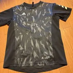adidas Tシャツ