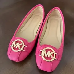 MK ピンク フラットシューズのサムネイル