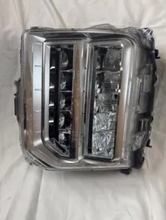 三菱　デリカD5 左LEDフロントヘッドライトのサムネイル