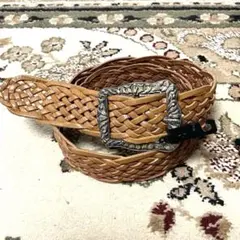 新品 未使用品 キャメルカラー レザー編み込みベルト 牛革 205