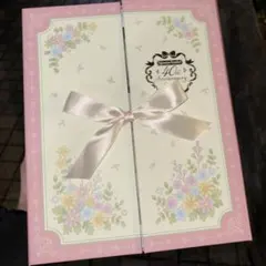 Van Cleef & Arpels ジュエリーBOX、箱、バタフライリボン付き - メルカリ