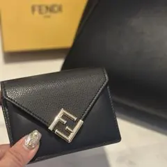 極美✨付属完備✨FENDI 三つ折り財布 FF ダイヤモンド レザー ブラック