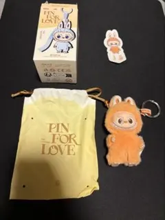 LABUBU PIN FOR LOVE イニシャル J ラブブ
