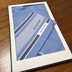 GIVENCHY ストライプ ハンカチ