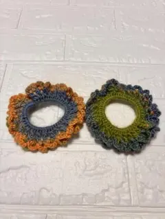 シュシュ　ヘアーアクセサリー　かぎ針編み　2点セット