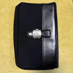 【最終　値下げします】Dunhill ブラック クラッチバッグ 合成皮革