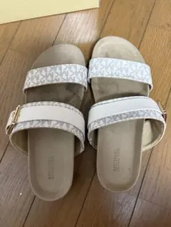 マイケルコース サンダルのサムネイル