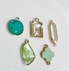 ペンダントトップ、コネクター　5個