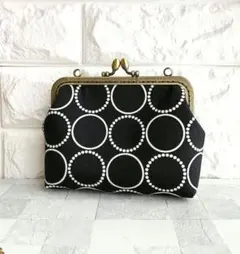 がま口　ポーチ　メイクポーチ　小物ポーチ　ハンドメイド　サークル柄黒色