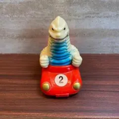トイグラフ 怪獣レーサー カネゴン ソフビ 5371 - メルカリ