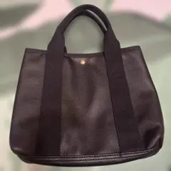 トートバッグ　小さめ　黒　合皮