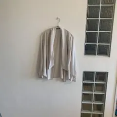 セオリーリュクス　ベージュ　ライトグレー長袖シャツ