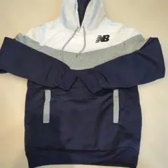 美品 ニューバランス パーカースウェットM