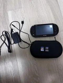 PS Vita 本体 充電器 ケース ゲームカード2枚付き