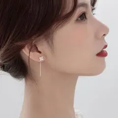 クローバーチェーンピアス シルバー 四つ葉 幸運 華奢 アメリカン スルーピアス