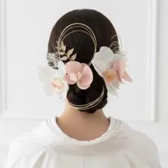 Item thumbnail for item 0125da31-ae8c-4f3c-b38f-06798ce0e583