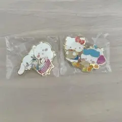 ちいかわ×サンリオキャラクターズ　ピンズコレクション　2個セット