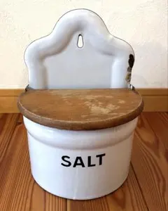 アンティーク ホーロー SALT缶 木蓋 壁掛け アンティーク ホーロー SALT缶 木蓋 壁掛け - メルカリ